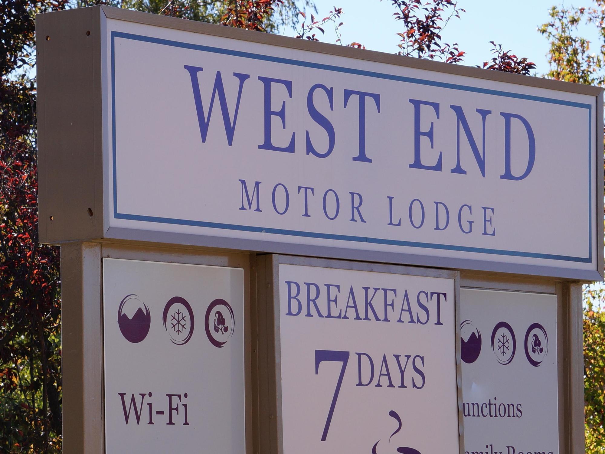 West End Motor Lodge Orange Exterior photo